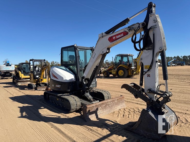 2022-bobcat-e60r2-image-6