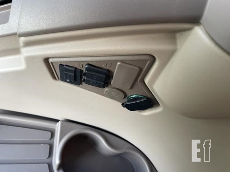 2020-john-deere-s770-image-56