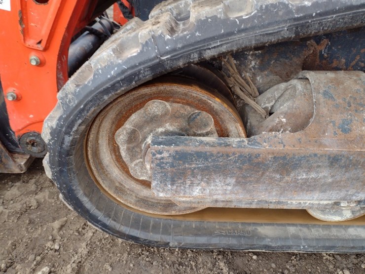 kubota-svl65-2-image-24