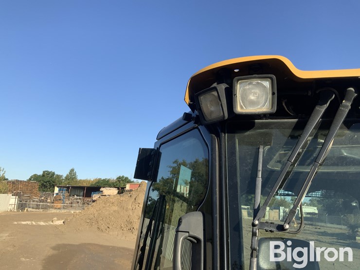 2018-caterpillar-d6k2-lgp-image-10