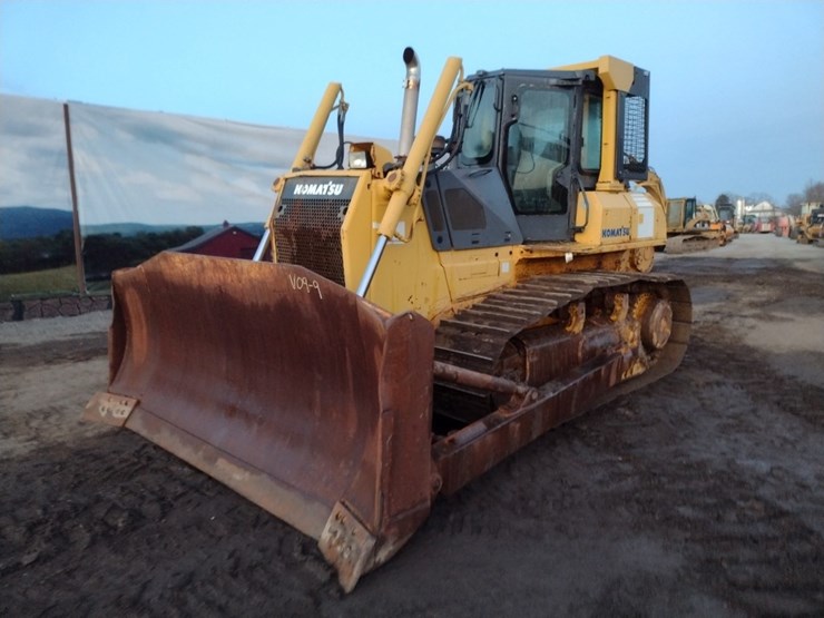 komatsu-d65ex-15-image-45
