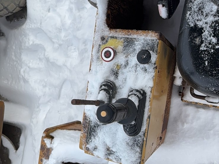 caterpillar-cs-563c-image-15