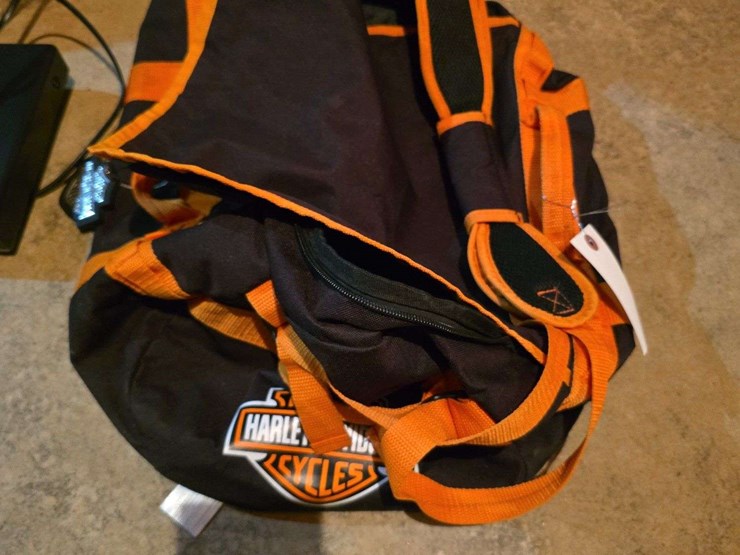 harley-davison-duffle-bag-image-1