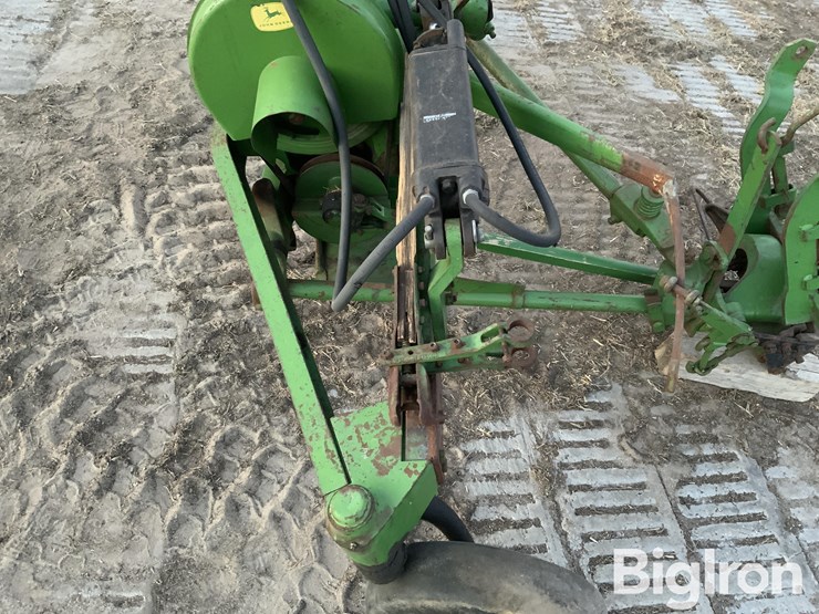 john-deere-38-image-19