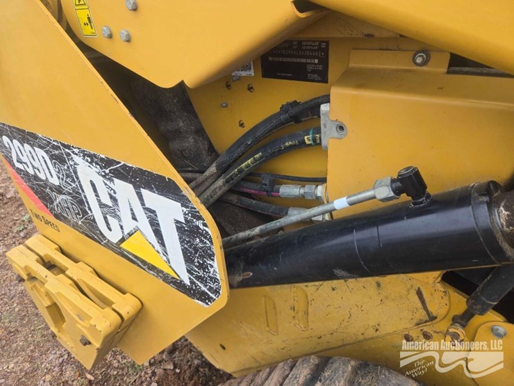 2019-caterpillar-299d2-xhp-image-12