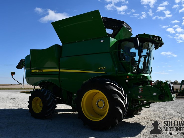 john-deere-s790-image-3