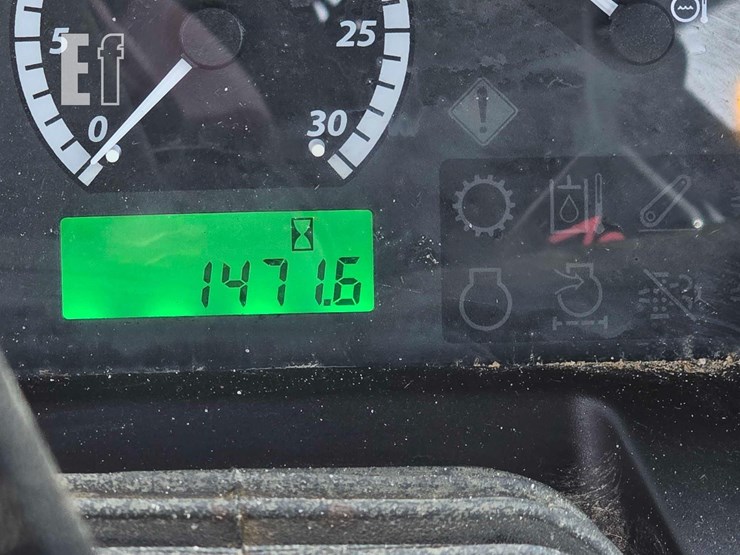 john-deere-6115d-image-35