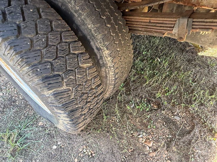 chevrolet-3500-image-5