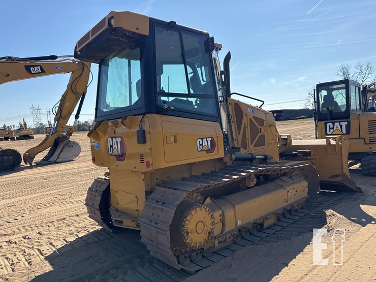 2021-caterpillar-d3-image-4