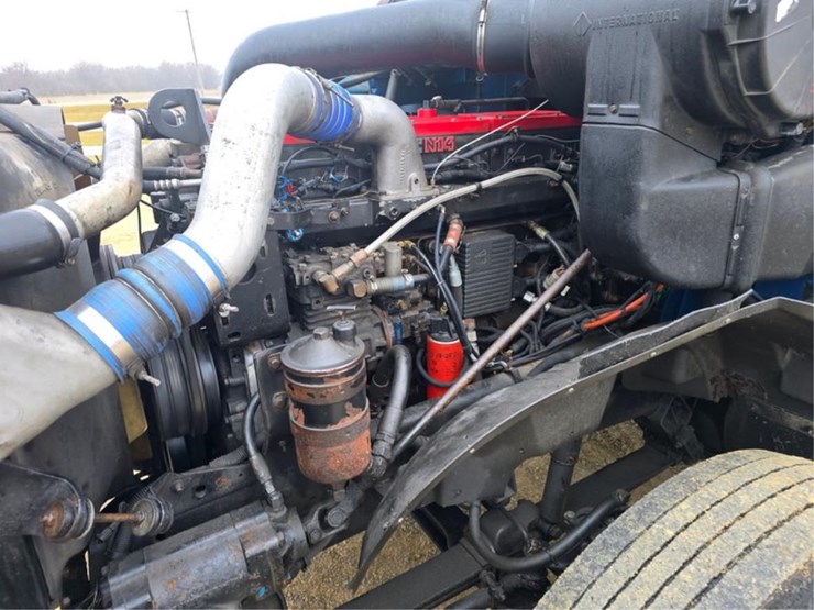 international-9400-image-15