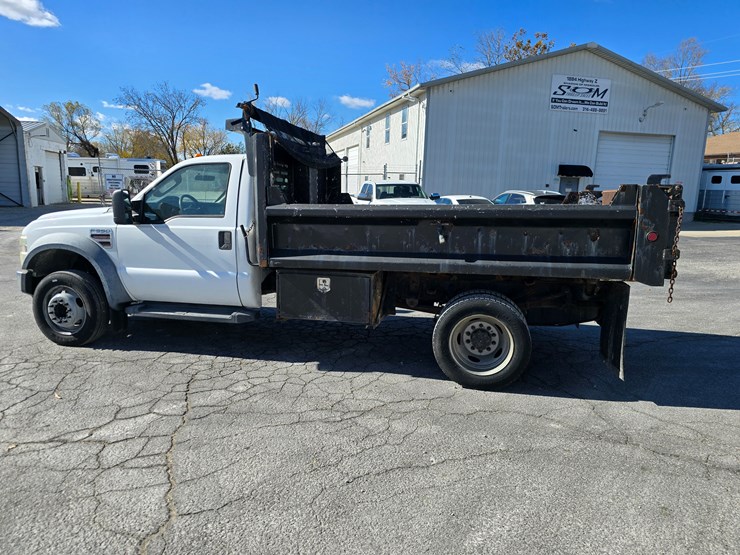 ford-f550-image-9