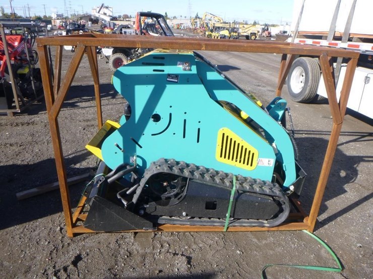 2024-mach-pro-mp-s300-skid-steer-track-loader-image-7