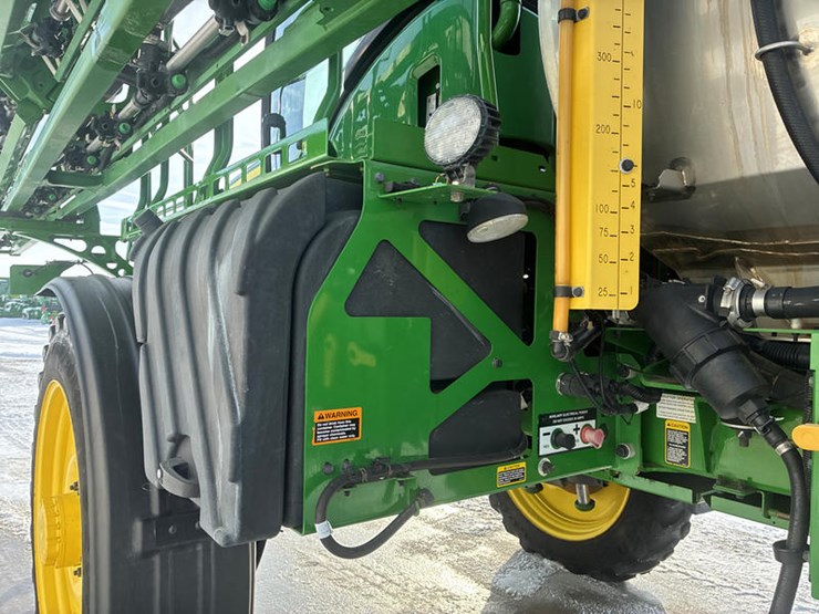 john-deere-r4038-image-44