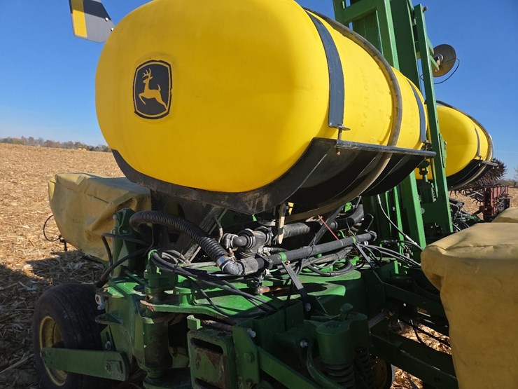 john-deere-1760nt-image-24