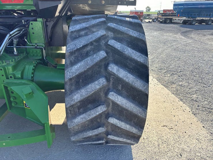 john-deere-9300t-image-53