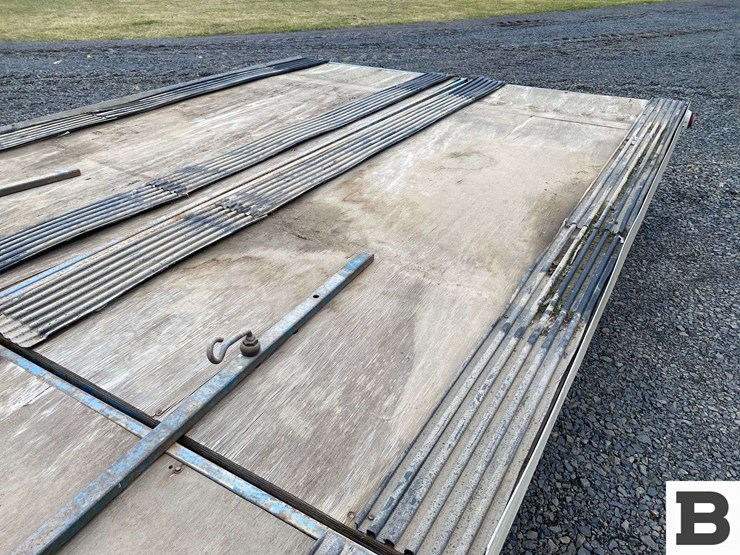 1995-trail-aire-utility-trailer-image-13