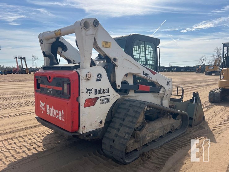 bobcat-t870-image-4