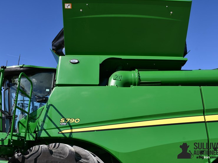 john-deere-s790-image-19