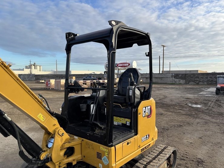 2022-caterpillar-303.5-image-24