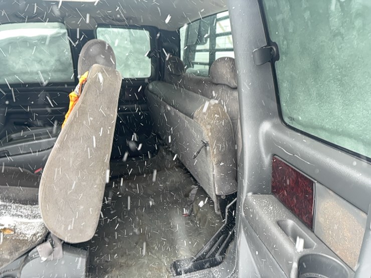 2004-gmc-sierra-1500-image-8