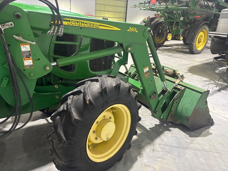 john-deere-6115d-image-13