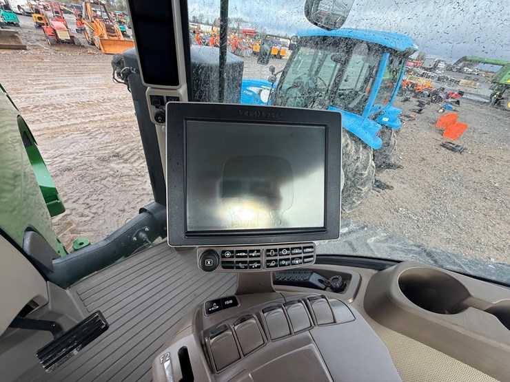 john-deere-8320rt-image-89