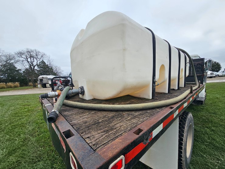 freightliner-fl60-image-67