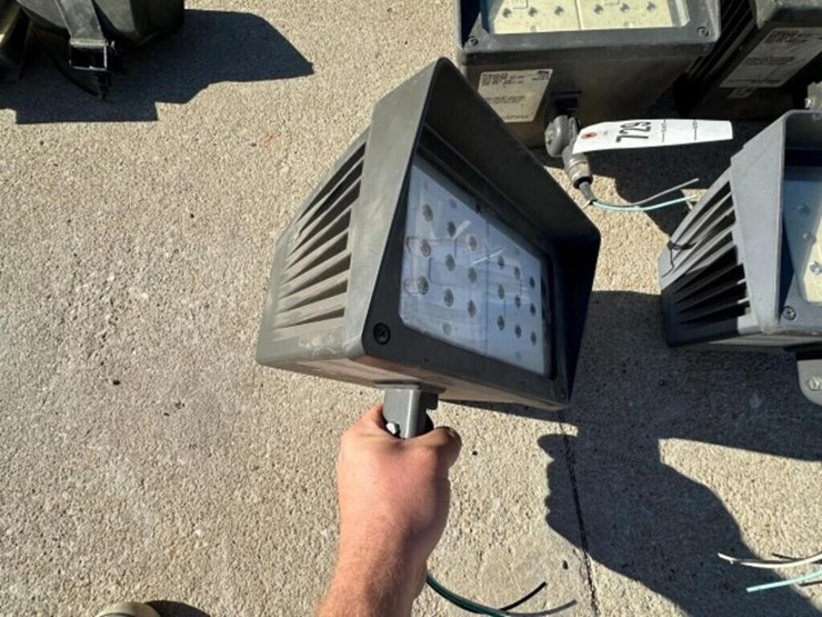 4--atlas-led-lights-image-2