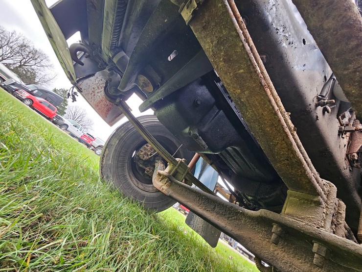 freightliner-fl70-image-34