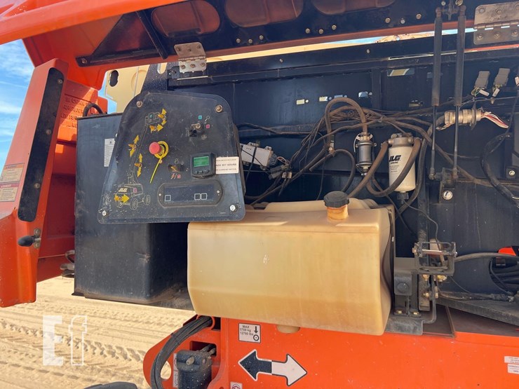 2018-jlg-600s-image-17