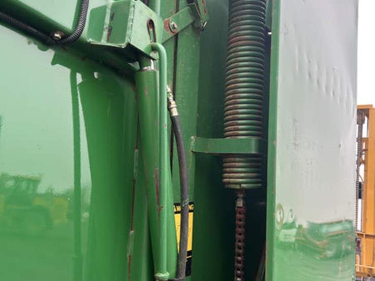 john-deere-530-image-11