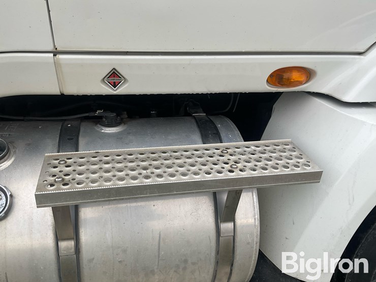 2009-international-prostar-image-16