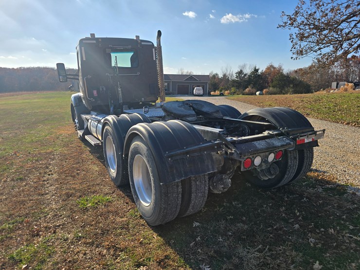 kenworth-t880-image-21