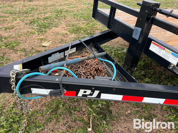 2018-pj-trailers-18+2'-heavy-duty-t/a-trailer-image-12