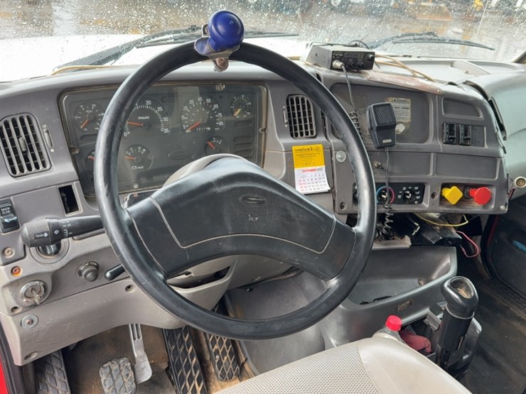 caterpillar-10-image-19