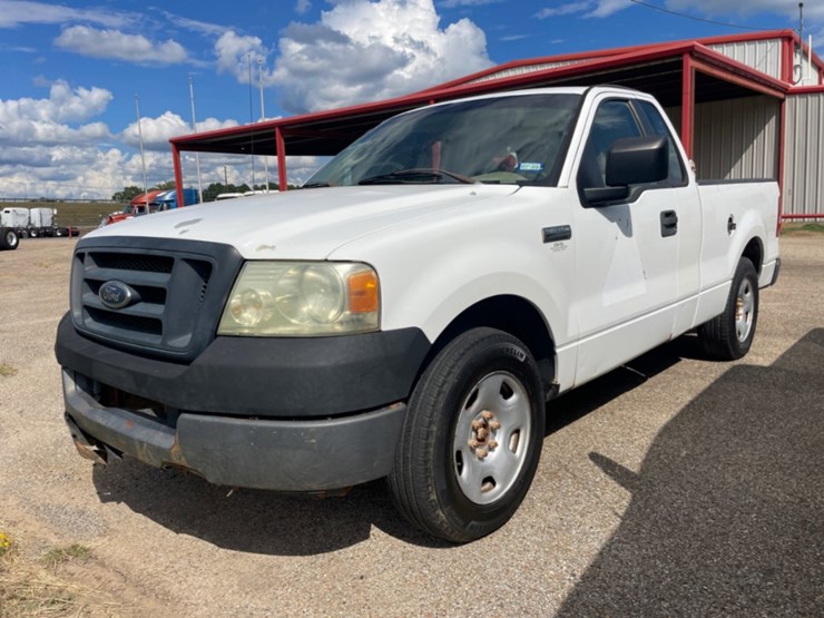 2005-ford-f150-xl-image-13