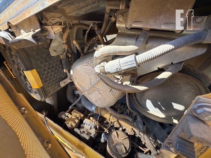 caterpillar-d5-lgp-image-23