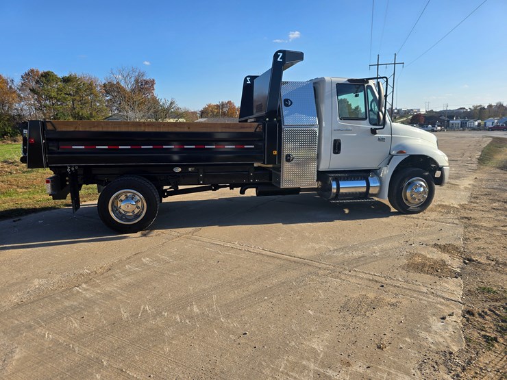 international-durastar-4300-image-18