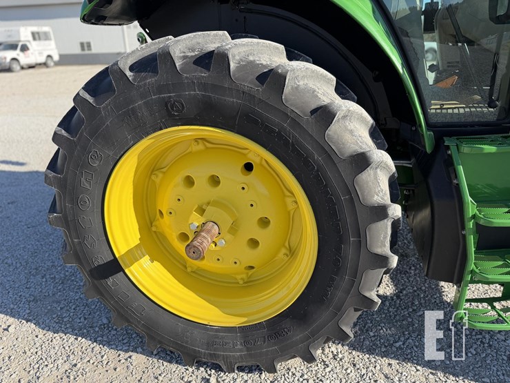 john-deere-6130m-image-26