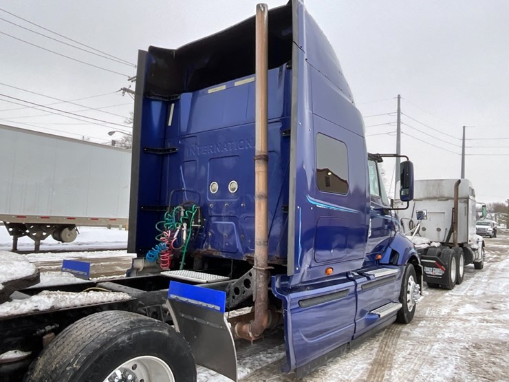 2011-international-prostar-image-8