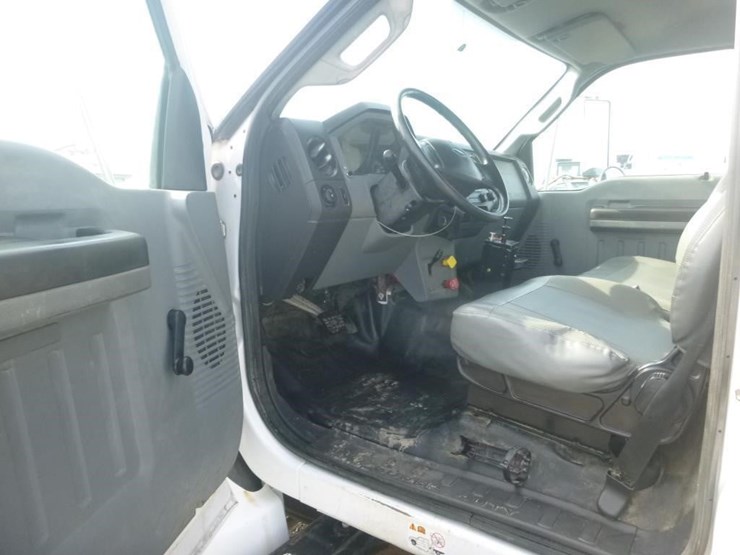 2015-ford-f750-image-13