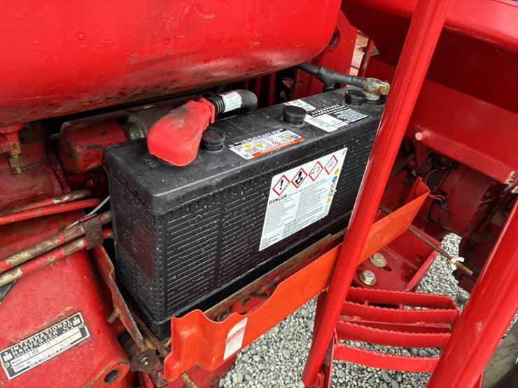 #122323-•-1965-ih-806-wheatland-#4518s-y-image-29