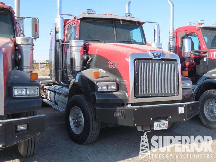 2015-western-star-4900-image-2