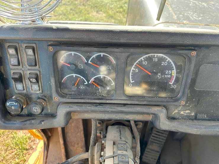 cat-350e2-haul-truck-image-27