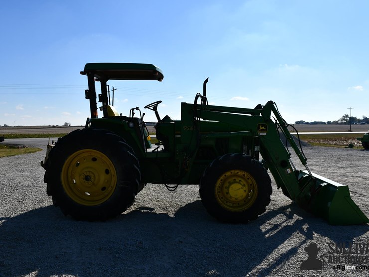 john-deere-7400-image-4
