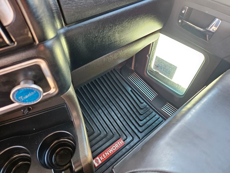 kenworth-t800-image-59