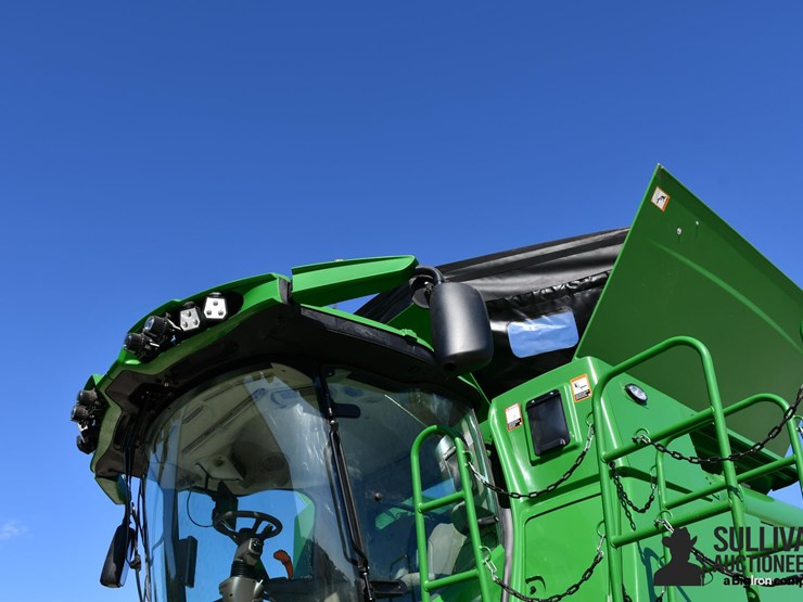 john-deere-s790-image-13