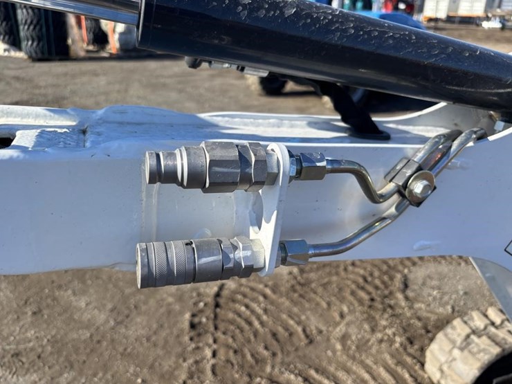 2022-bobcat-e10e-hydraulic-excavator-image-15