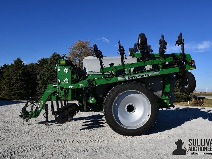 unverferth-2600-nutrimax-liquid-fertilizer-applicator-image-8