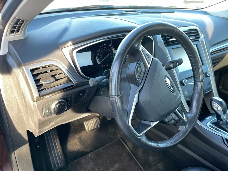 #1388-•-2015-ford-fusion-(has-wi-title)-(of)-image-76